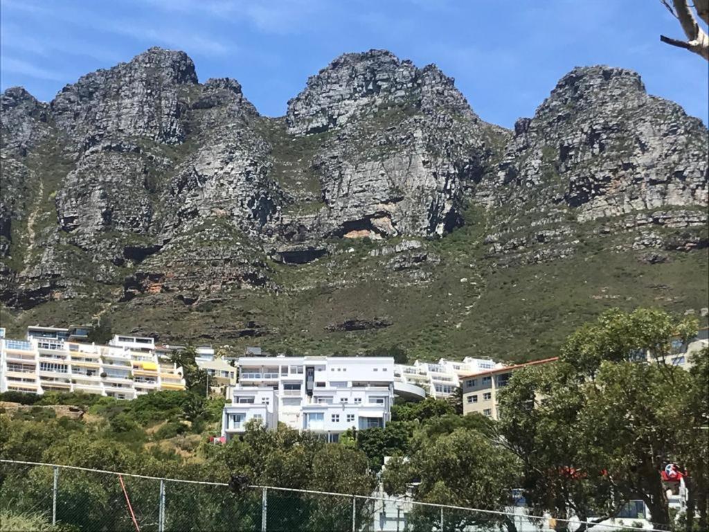 Cozy Camps Bay House With Mountain And Sea View Villa Fokváros Kültér fotó