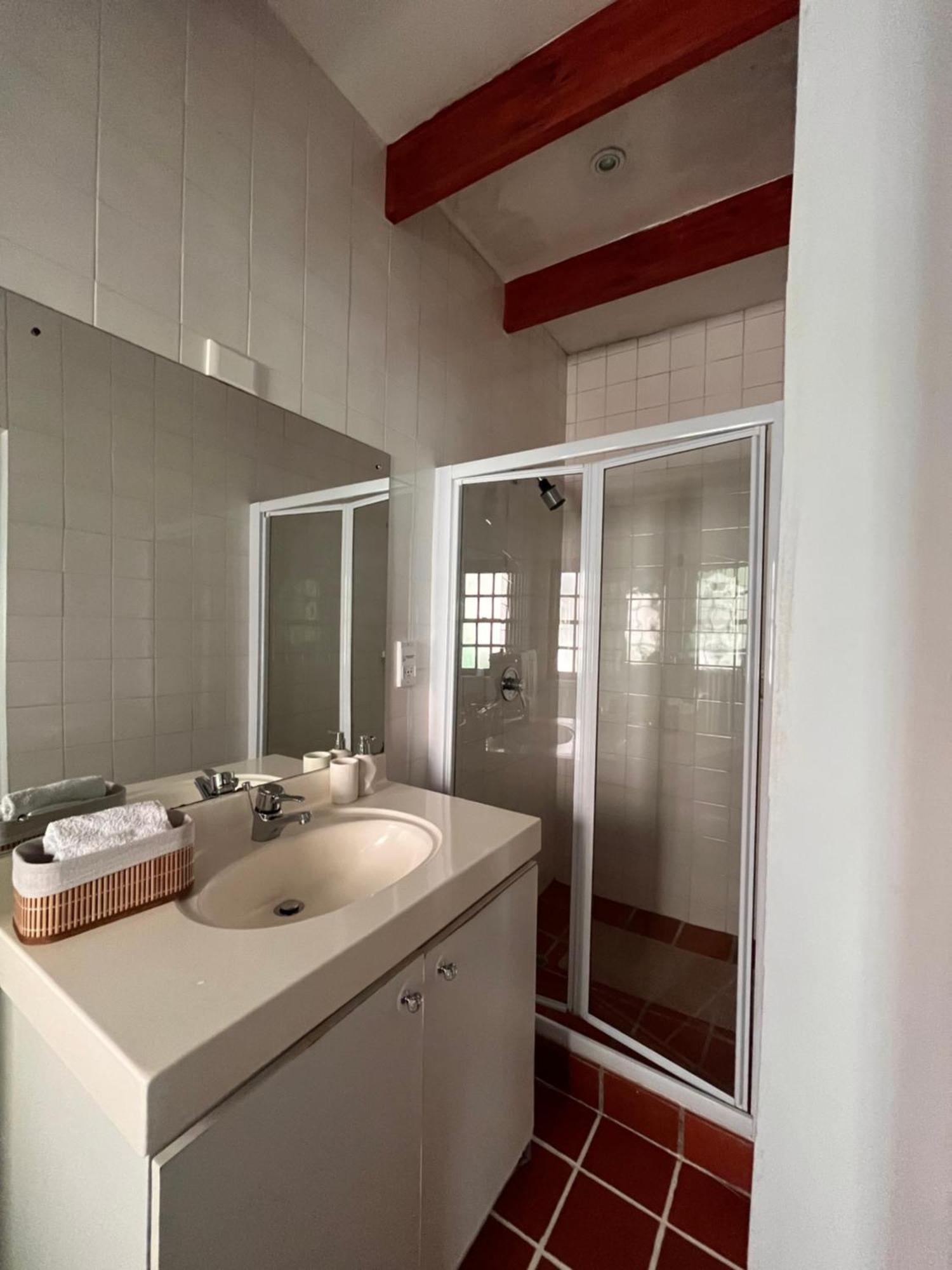 Cozy Camps Bay House With Mountain And Sea View Villa Fokváros Kültér fotó
